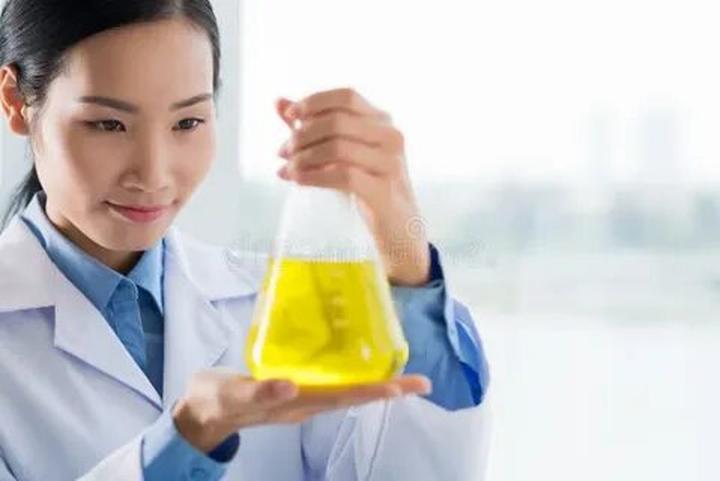Mỹ Tâm: Họa mi tóc nâu và mối quan hệ với học trò